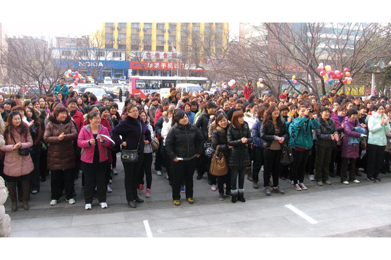 集團(tuán)公司2012年三八節(jié)活動(dòng)